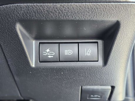 Toyota Yaris 1.5 VVT-h Icon Tech Hatchback 5dr Petrol Hybrid E-CVT Euro 6 (s/s) (100 ps) 25