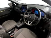Renault Captur 1.6 E-TECH techno SUV 5dr Petrol Hybrid Auto Euro 6 (s/s) (145 ps) Air Con 12