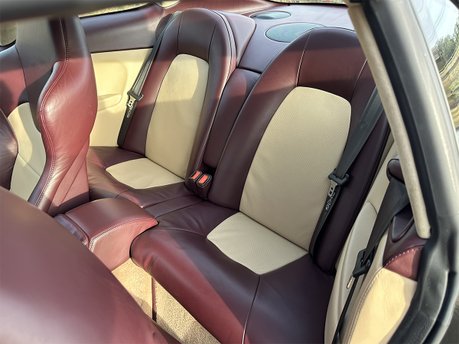 Aston Martin Vanquish V12 S 58