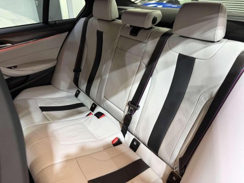 BMW M5 4.4i V8 Competition Saloon 4dr Petrol Steptronic xDrive Euro 6 (s/s) (625 p 36