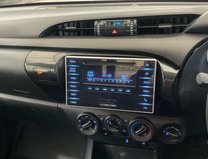 Toyota Hilux Active | 2.4 LT | Extended Cab | Tow Bar | Air Con | EURO 6 10