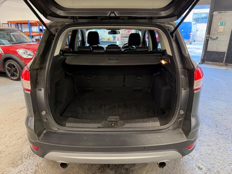 Ford Kuga 2.0 TDCi Titanium AWD Euro 5 5dr 31