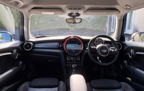 Mini Hatch One 1.2 Petrol Automatic Pepper Media XL 3 door - SAT NAV - HALF LEATHER 11