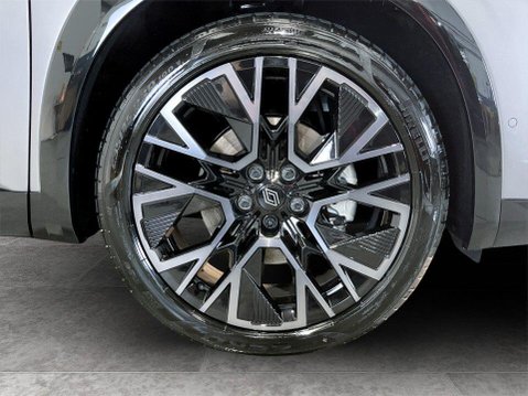 Renault Austral 1.2 E-TECH iconic esprit Alpine SUV 5dr Petrol Hybrid Auto Euro 6 (s/s) (20 10