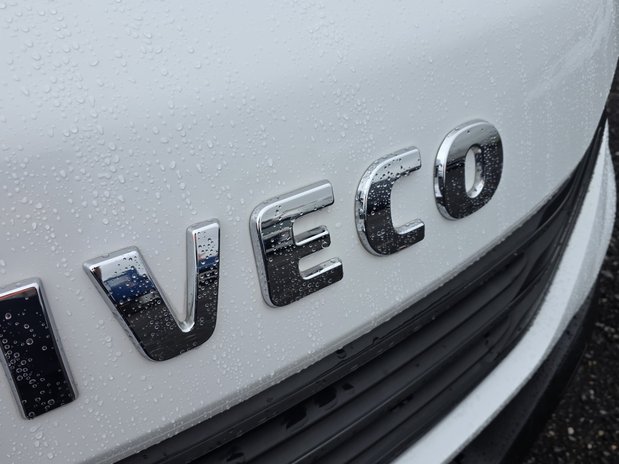 Iveco Daily DAILY 72C18 DIESEL 3.0 Business Box Van 5100 WB Hi-Matic With Tailift 28