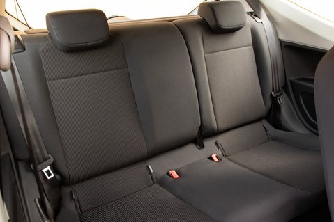 Volkswagen Up HIGH UP 27