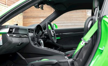 Porsche 911 GT3 RS (991.2) 13