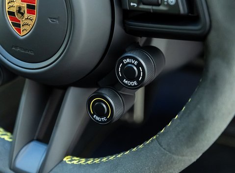 Porsche 911 GT3 RS (992) 12