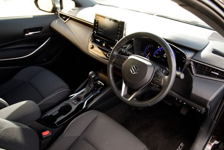 Suzuki Swace SZ-T