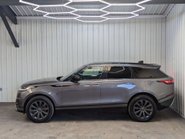 Land Rover Range Rover Velar 2.0 Range Rover Velar R-Dynamic SE D180 Auto 4WD 5dr 16