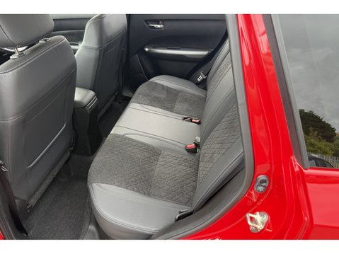 Suzuki Vitara 1.4 Boosterjet 48V Hybrid SZ5 5dr 38