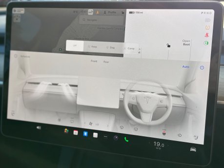 Tesla Model Y BASE 22