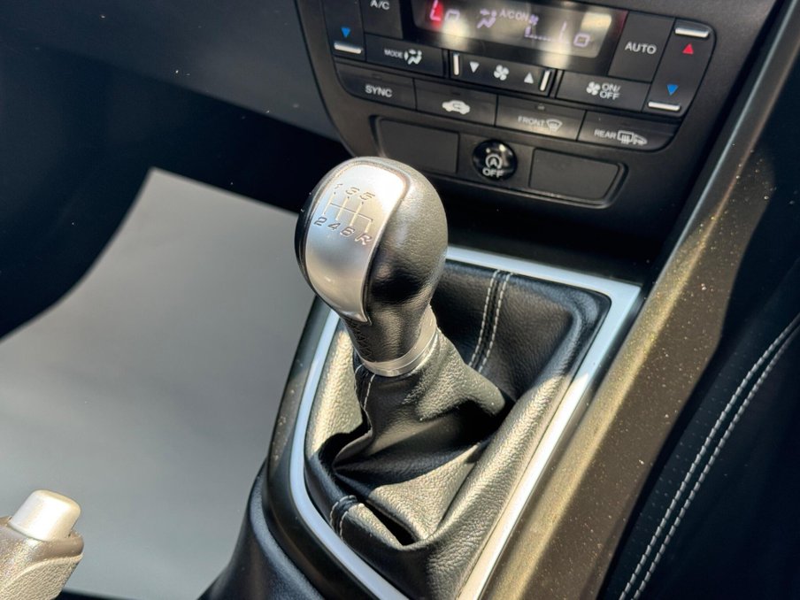 2015 Honda Civic — image 24