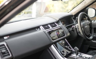 Land Rover Range Rover Sport 5.0 SVR 16