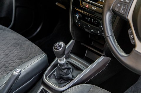 Suzuki Vitara SZ5 BOOSTERJET MHEV 25