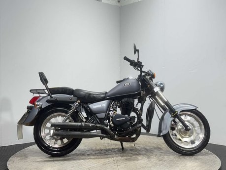 Motorini Bomber 2017 7K 1 OWNER CRUISER BIKE SPARES OR REPAIR 125CC PROJECT