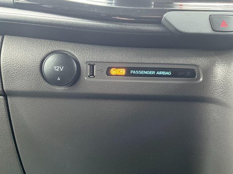 Ford Transit Custom 2.0 320 EcoBlue Limited Panel Van 5dr Diesel Auto L2 H2 Euro 6 (170 ps) 38
