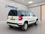 Skoda Yeti 2.0 TDI Elegance Outdoor DSG 4WD Euro 5 5dr 10