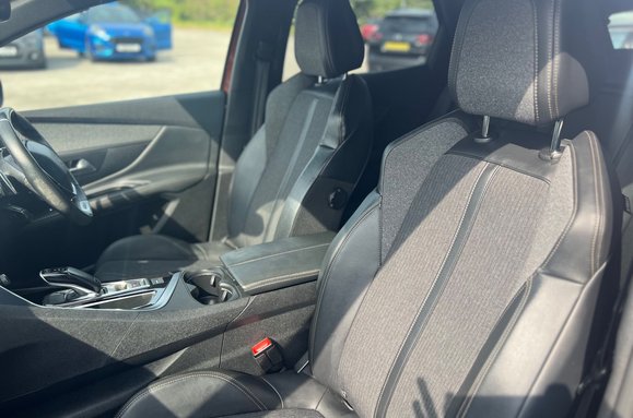 Peugeot 3008 1.6 PURETECH S/S GT LINE AUTO 24