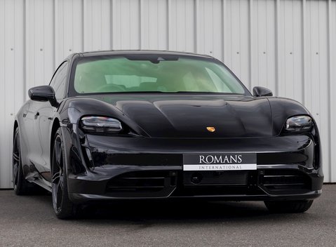 Porsche Taycan Turbo S 1