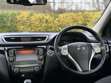Nissan Qashqai 1.2 Qashqai N-Tec+ DiG-T 5dr 41