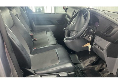 Vauxhall Vivaro 1.5 Turbo D 2700 Sportive Panel Van 6dr Diesel Manual L1 H1 Euro 6 (s/s) (1 11