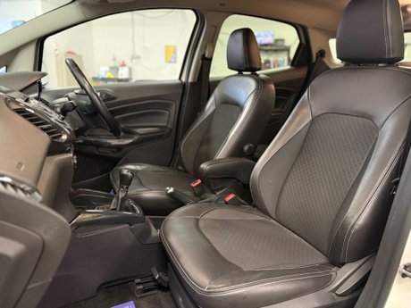 Ford Ecosport 1.0T EcoBoost Titanium 2WD Euro 5 (s/s) 5dr 29