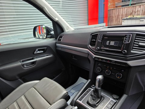Volkswagen Amarok DC V6 TDI HIGHLINE 4MOTION 12