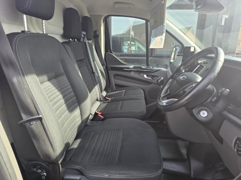 Ford Transit Custom 280 LIMITED P/V ECOBLUE 10