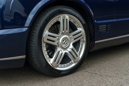 Bentley Brooklands Coupé Centenary Edition 9