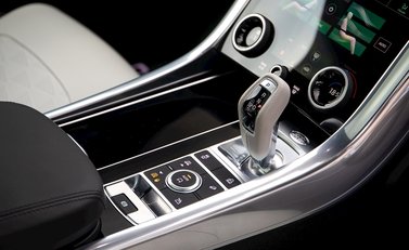 Land Rover Range Rover Sport 5.0 SVR 20