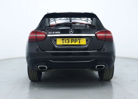 Mercedes-Benz GLA 1.6 GLA180 GPF Urban Edition SUV 5dr Petrol 7G-DCT Euro 6 (s/s) (122 ps) 11