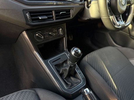 Volkswagen Polo 1.0 Polo R-Line TSi 5dr 18