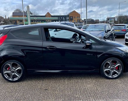 Ford Fiesta 1.6 Fiesta ST-3 T 3dr 10