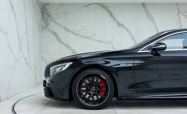 Mercedes-Benz S Class S63 AMG Coupe 33