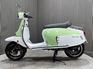 Royal Alloy GT 2020 ONLY 1K 1 OWNER SCOOTER LONG MOT MODERN RETRO 125CC 8