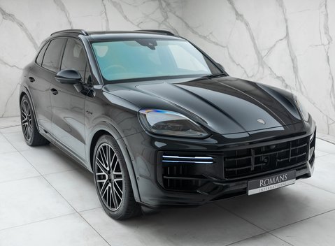 Porsche Cayenne TURBO E-HYBRID 11