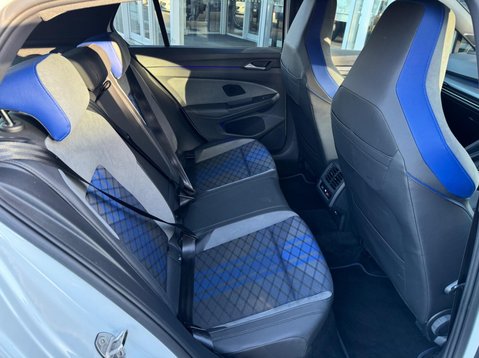 Volkswagen Golf 2.0 TSI R DSG 4Motion Euro 6 (s/s) 5dr 37