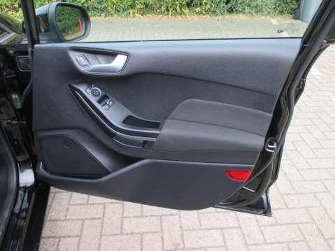 Ford Fiesta 1.1 Ti-VCT Zetec Euro 6 (s/s) 5dr 37