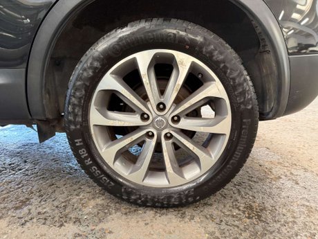 Nissan Qashqai 1.6 Tekna CVT 2WD Euro 5 5dr (AVM) 22