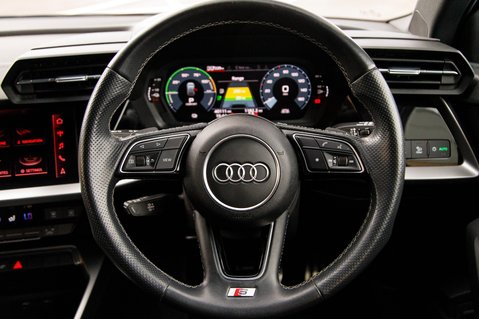 Audi A3 SPORTBACK TFSI E S LINE 21