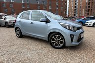 Kia Picanto WAVE. 6 MAIN DEALER SERVICES.. ONLY ONE OWNER.. REVERSING CAMERA.. A/C 12