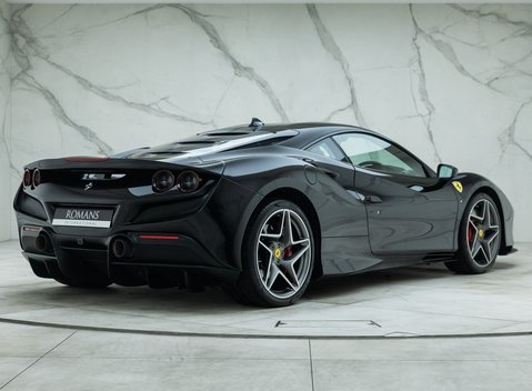 Ferrari F8 Tributo 6