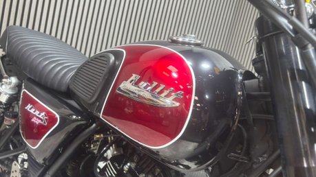 Bullit Hunt 2020 ONLY 1K MODERN 125CC RETRO BIKE CAFE RACER LEARNER 40