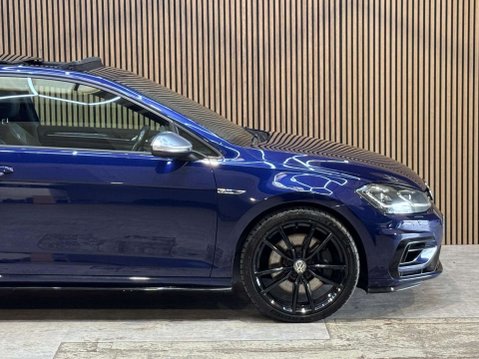 Volkswagen Golf 2.0 Golf R TSi Semi-Auto 4WD 3dr 20