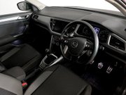 Volkswagen T-Roc 1.0 TSI Active SUV 5dr Petrol Manual Euro 6 (s/s) (110 ps) Air Con - Alloys 12