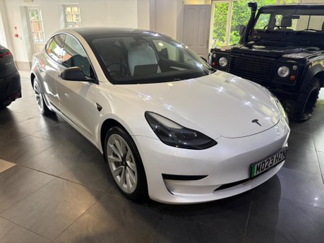 Tesla Model 3 Auto RWD 4dr