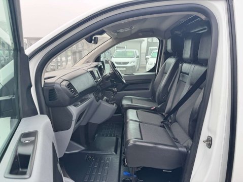 Citroen Dispatch 2.0 Dispatch 1400 Driver Professional Blue HDi S/S 14