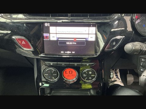 Citroen C3 1.2 C3 Platinum PureTech 5dr *NATIONAL DELIVERY* 10