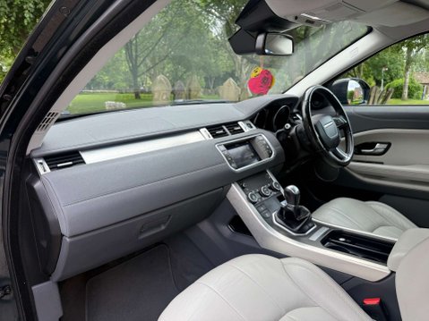 Land Rover Range Rover Evoque 2.0 Range Rover Evoque SE Tech eD4 5dr 10